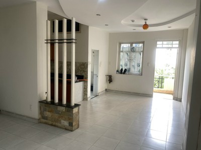 Gấp  bán chung cư a2 p.quang vinh, kế metro, sổ sẵn, chỉ 1ty250 0