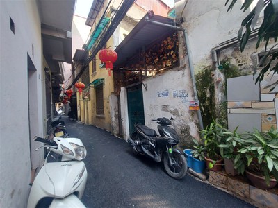 Chính chủ cho thuê căn hộ 2N1K tại phố chùa láng 45