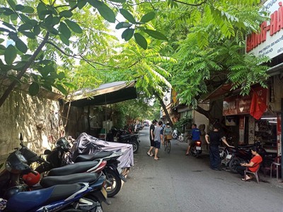 Chính chủ cho thuê căn hộ 2N1K tại phố chùa láng 246