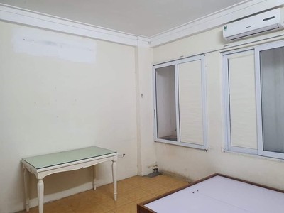 Chính chủ cho thuê căn hộ 2N1K tại phố chùa láng 313