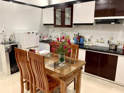 Chính chủ cho thuê căn hộ 2N1K tại phố chùa láng 5