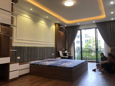 Chính chủ cho thuê căn hộ 2N1K tại phố chùa láng 357