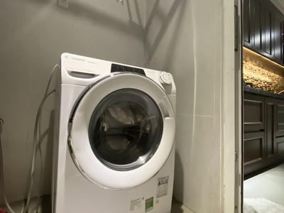 Cho thuê căn hộ LEMAN Q.3 : - diện tích 87M2, 2PN, 2WC, Full nội thất - GIÁ THUÊ 28.000.000VNĐ/THÁNG 7