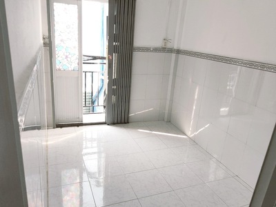 Chính chủ cho thuê căn hộ 2N1K tại phố chùa láng 977
