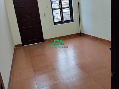 Chính chủ gửi bán căn nhà 3 tầng 56m  tại tổ 22 thị trấn đông anh, đường ô tô tránh chỉ hơn 3 tỷ 3