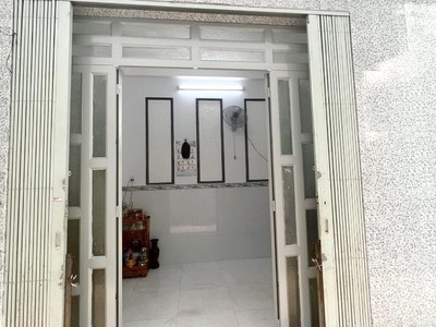 Chính chủ cho thuê căn hộ 2N1K tại phố chùa láng 965