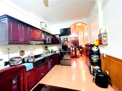 Chính chủ cho thuê căn hộ 2N1K tại phố chùa láng 728