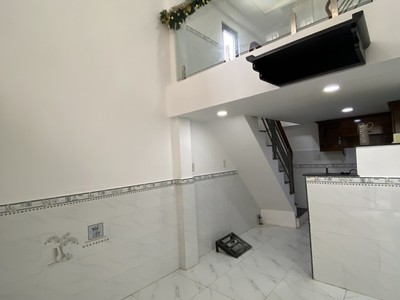 Chính chủ cho thuê căn hộ 2N1K tại phố chùa láng 957