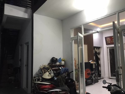 Chính chủ cho thuê căn hộ 2N1K tại phố chùa láng 999
