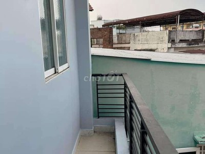 Chính chủ cho thuê căn hộ 2N1K tại phố chùa láng 968