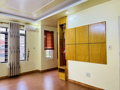 Chính chủ cho thuê căn hộ 2N1K tại phố chùa láng 1613