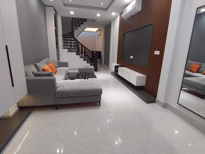 Chính chủ cho thuê căn hộ 2N1K tại phố chùa láng 1484