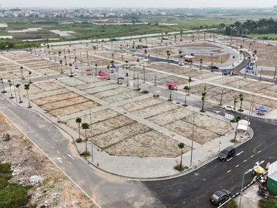 Đất đấu giá tây bắc lễ pháp , tiên dương , đông anh. lô góc xẻ khe view vườn hoa . 1