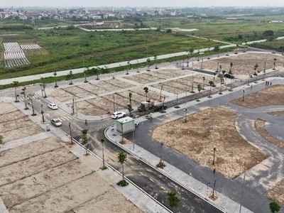 Đất đấu giá tây bắc lễ pháp , tiên dương , đông anh. lô góc xẻ khe view vườn hoa . 2