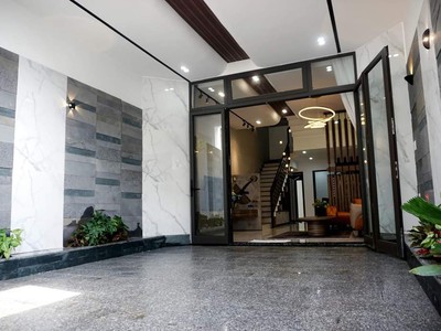 Chính chủ cho thuê căn hộ 2N1K tại phố chùa láng 406