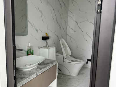 Chính chủ cho thuê căn hộ 2N1K tại phố chùa láng 482
