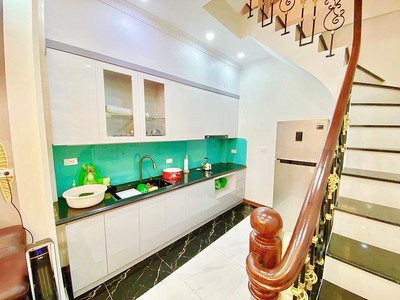 Chính chủ cho thuê căn hộ 2N1K tại phố chùa láng 1169