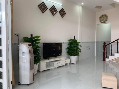 Chính chủ cho thuê căn hộ 2N1K tại phố chùa láng 2561