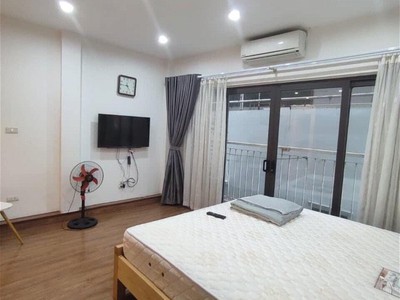 Chính chủ cho thuê căn hộ 2N1K tại phố chùa láng 1862
