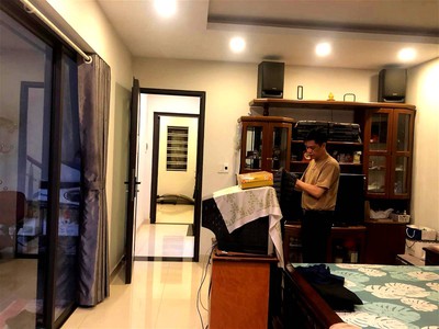 Chính chủ cho thuê căn hộ 2N1K tại phố chùa láng 2123