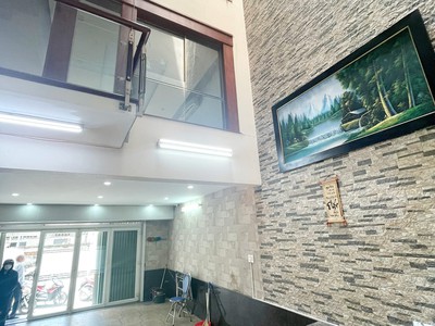 Chính chủ cho thuê căn hộ 2N1K tại phố chùa láng 2470