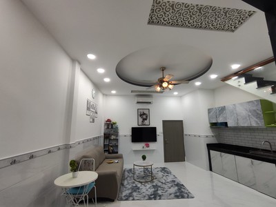 Chính chủ cho thuê căn hộ 2N1K tại phố chùa láng 2457