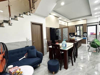 Chính chủ cho thuê căn hộ 2N1K tại phố chùa láng 2631