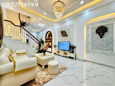 Chính chủ cho thuê căn hộ 2N1K tại phố chùa láng 2399