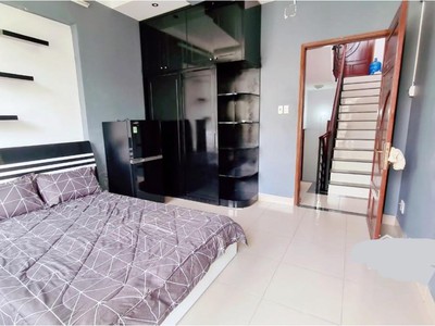 Chính chủ cho thuê căn hộ 2N1K tại phố chùa láng 1680
