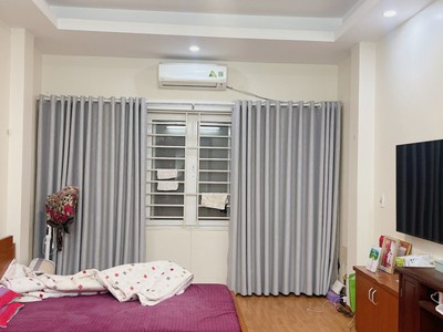 Chính chủ cho thuê căn hộ 2N1K tại phố chùa láng 2003