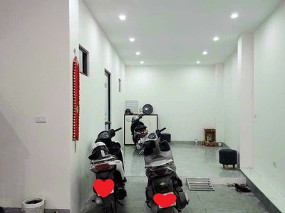 Chính chủ cho thuê căn hộ 2N1K tại phố chùa láng 2764