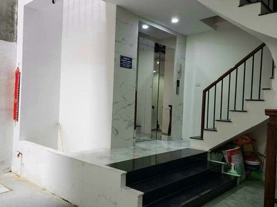 Chính chủ cho thuê căn hộ 2N1K tại phố chùa láng 2763