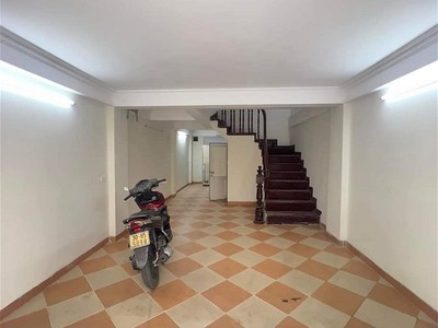 Chính chủ cho thuê căn hộ 2N1K tại phố chùa láng 2139