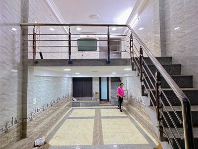 Chính chủ cho thuê căn hộ 2N1K tại phố chùa láng 1800