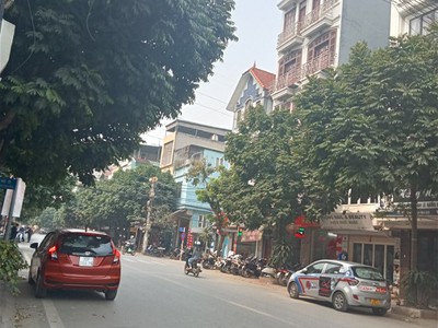 Chính chủ cho thuê căn hộ 2N1K tại phố chùa láng 2049