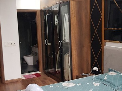 Chính chủ cho thuê căn hộ 2N1K tại phố chùa láng 2806