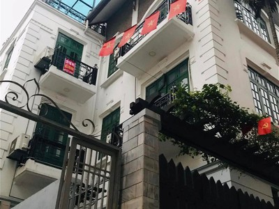 Chính chủ cho thuê căn hộ 2N1K tại phố chùa láng 2029