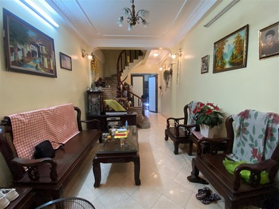 Chính chủ cho thuê căn hộ 2N1K tại phố chùa láng 2784