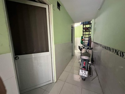 Chính chủ cho thuê căn hộ 2N1K tại phố chùa láng 2212
