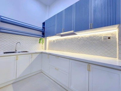 Chính chủ cho thuê căn hộ 2N1K tại phố chùa láng 2005