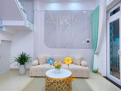 Chính chủ cho thuê căn hộ 2N1K tại phố chùa láng 2004