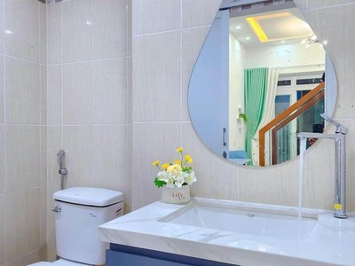 Chính chủ cho thuê căn hộ 2N1K tại phố chùa láng 2008
