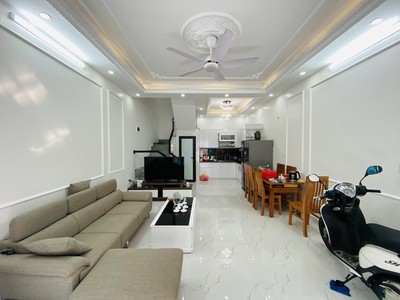 Nhà 3 tầng xây mới ngõ 229 hàng kênh giá chỉ hơn tỷ gía trước tết giảm kịch sàn. 2