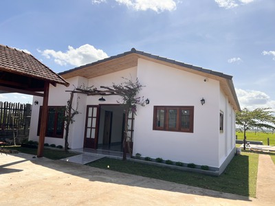 Bán Vila ngoại ô thành phố BMT 3