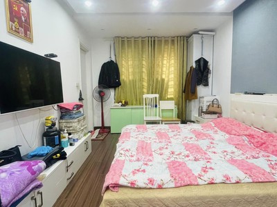 Chính chủ cho thuê căn hộ 2N1K tại phố chùa láng 3712