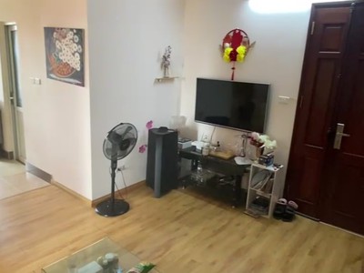 Cho thuê căn 65m2 - 2PN - tòa 335 Cầu Giấy - tầng trung 1