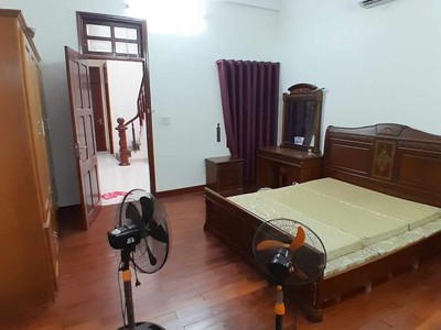 Chính chủ cho thuê căn hộ 2N1K tại phố chùa láng 3746