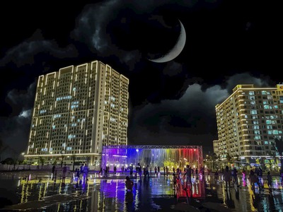 Văn phòng  vạn đạt land - chuyên mua bán cho thuê căn hộ fpt plaza đà nẵng. 1