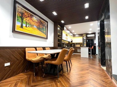 BÁN nhà Ngọc Thụy MỚI   DUY NHẤT 1 CĂN, Giá 7,6 tỷ, Gara, Thang máy, Kinh doanh 3