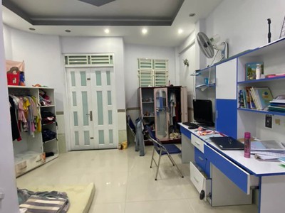 Chính chủ cho thuê căn hộ 2N1K tại phố chùa láng 4213